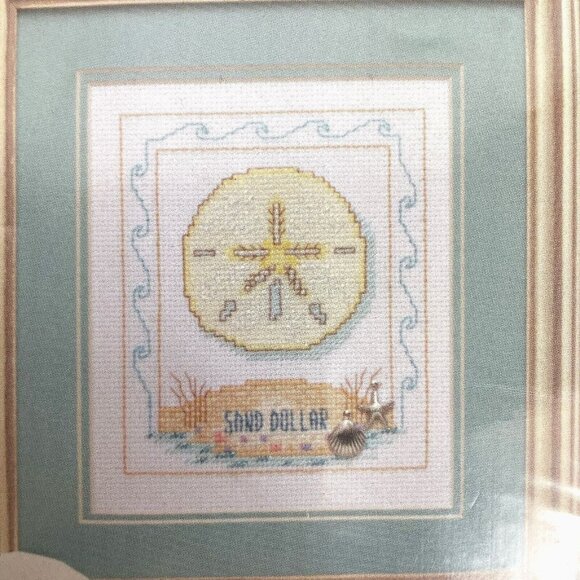 Seaside Stitches & More Sand Dollar Cross stitch kit #05092556 - Picture 3 of 13
